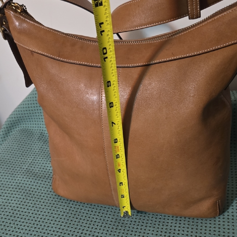 Coach Tan Leather Shoulder Bag - Picture 12 of 16